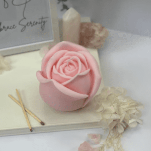Blooming Rose Bliss Candle: Candle of Floral Elegance