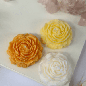 Pretty Peony Candle: Fragrant Candle Delight